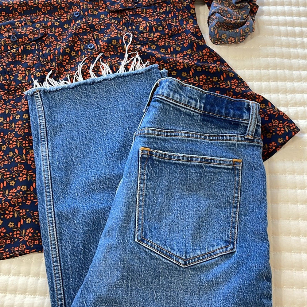 Abercrombie & Fitch The 90's Relaxed Jean High Rise Jeans 29" Inseam Size 30